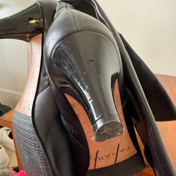 Tahari Minna Boots Black Leather - Picture 9 of 11